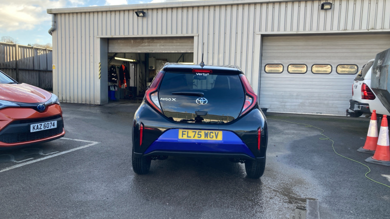 Toyota Aygo X 1.0 VVT-i Edge 5dr Petrol Hatchback